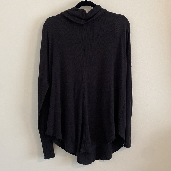 Aritzia The Group by Babaton Waffle Knit Cowl Neck Thermal Long Sleeve XL Black - Picture 6 of 9